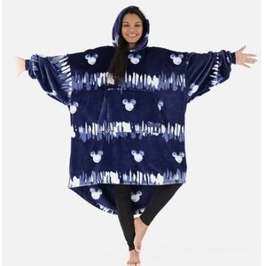 Comfy Dream Disney Mickey Blue Tie Dye Wearable Blanket